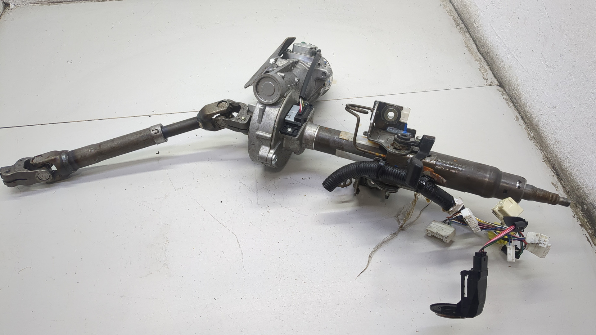 Серводвигатель рулевой рейки