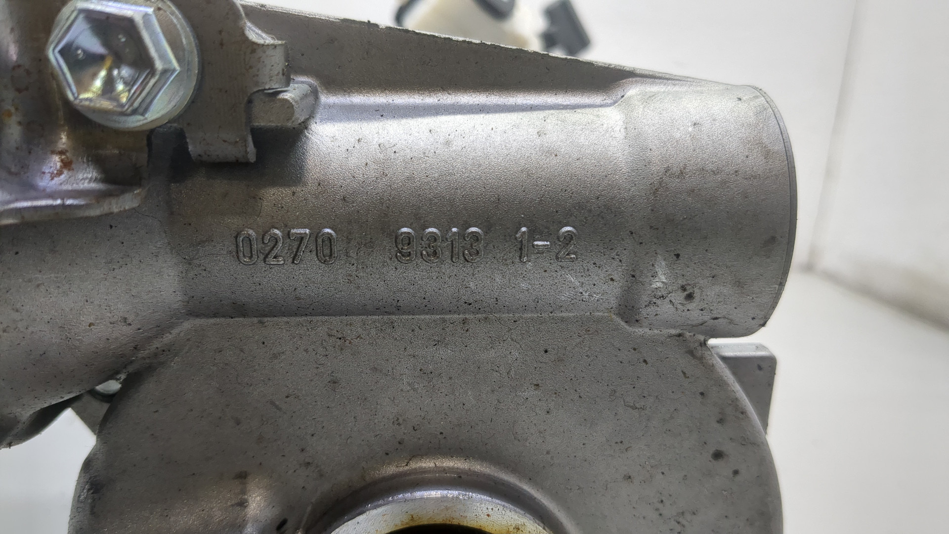 Серводвигатель рулевой рейки