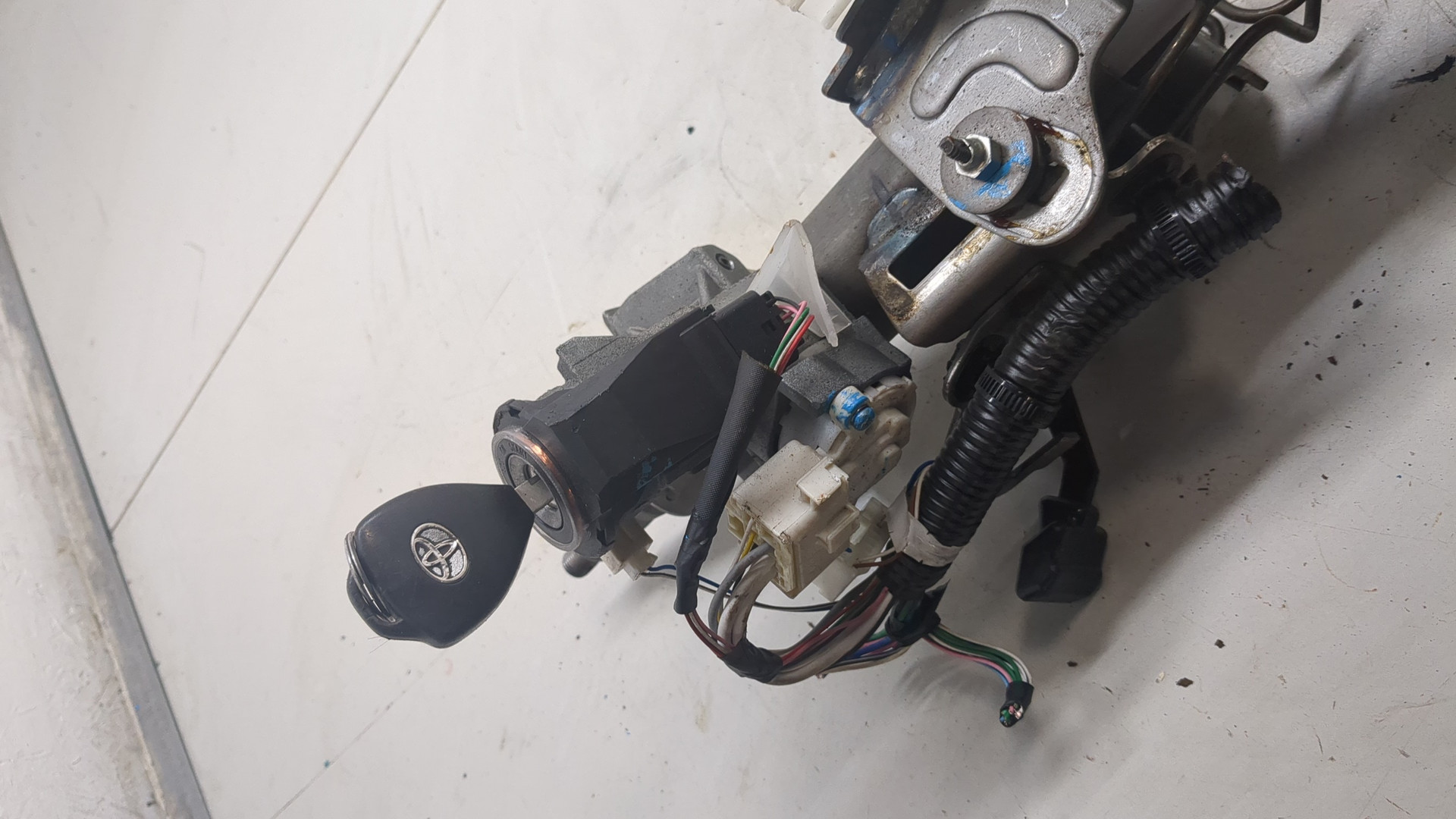 Серводвигатель рулевой рейки