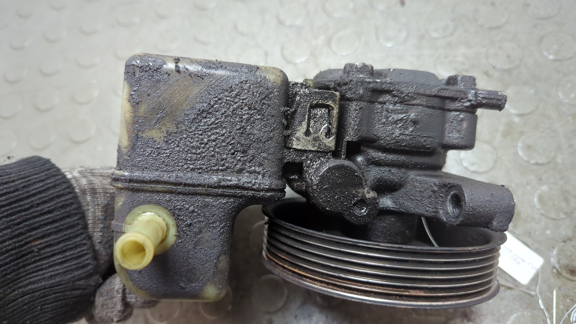 Насос ГУР (гидроусилитель руля)