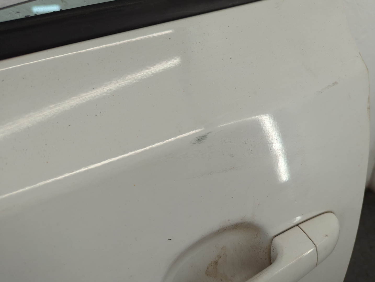 Дверь передняя левая