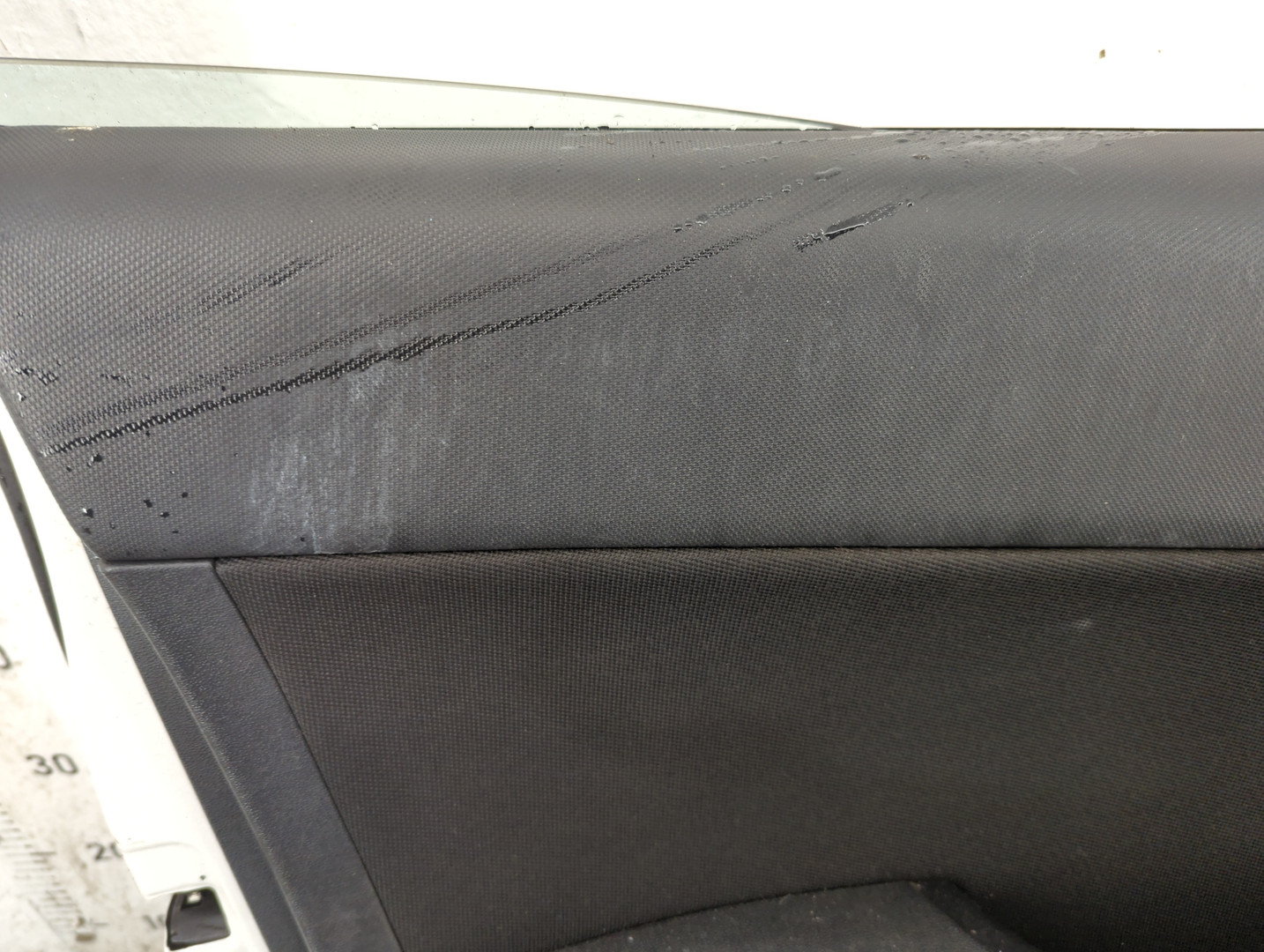 Дверь передняя левая