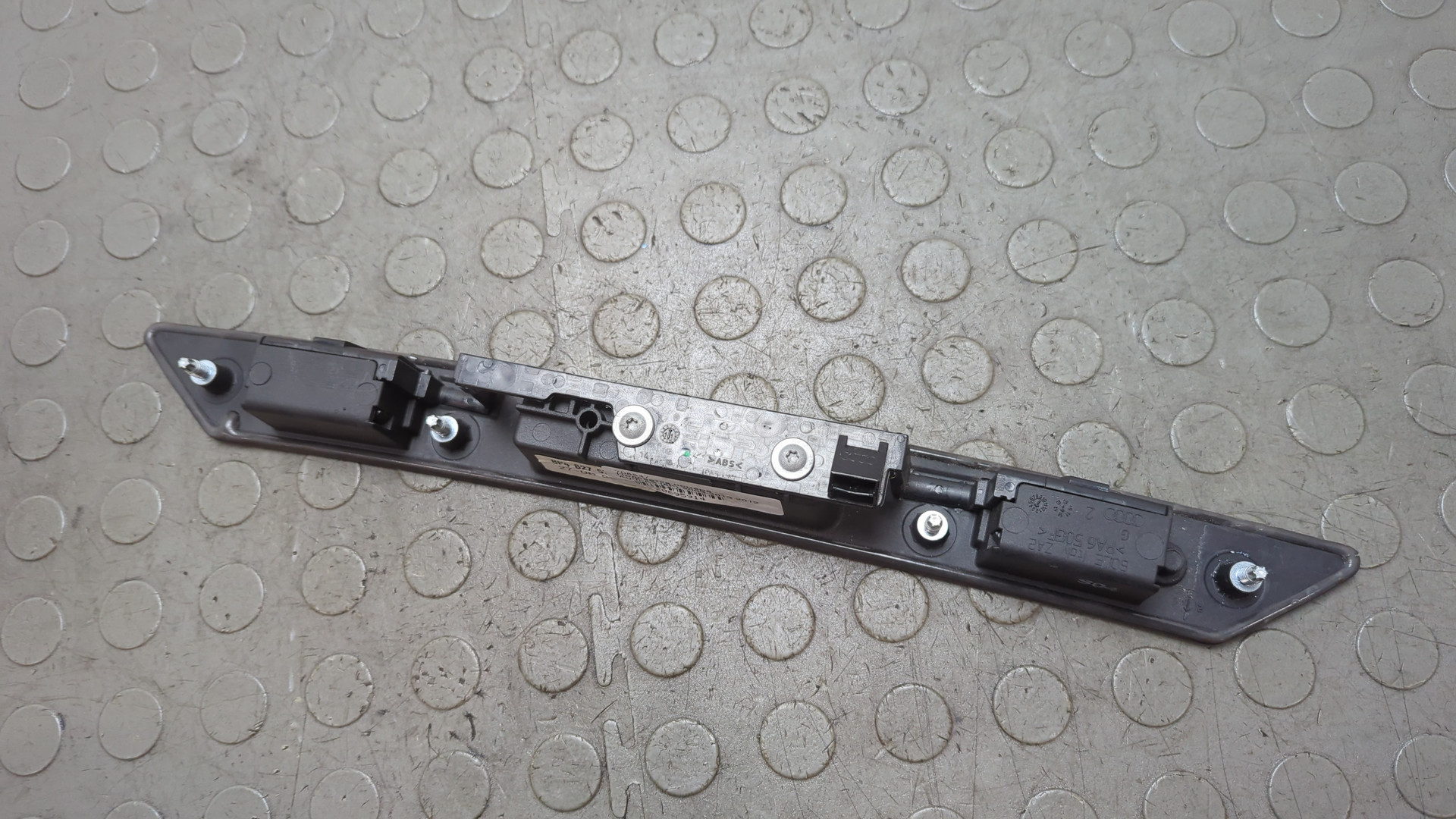 Фонарь подсветки номера