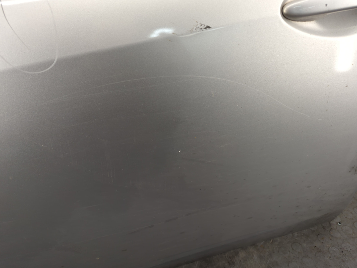 Дверь передняя левая