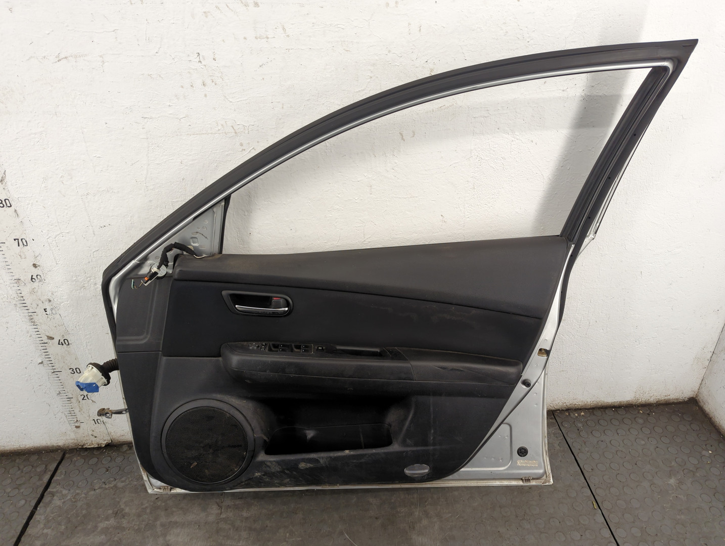 Дверь передняя правая