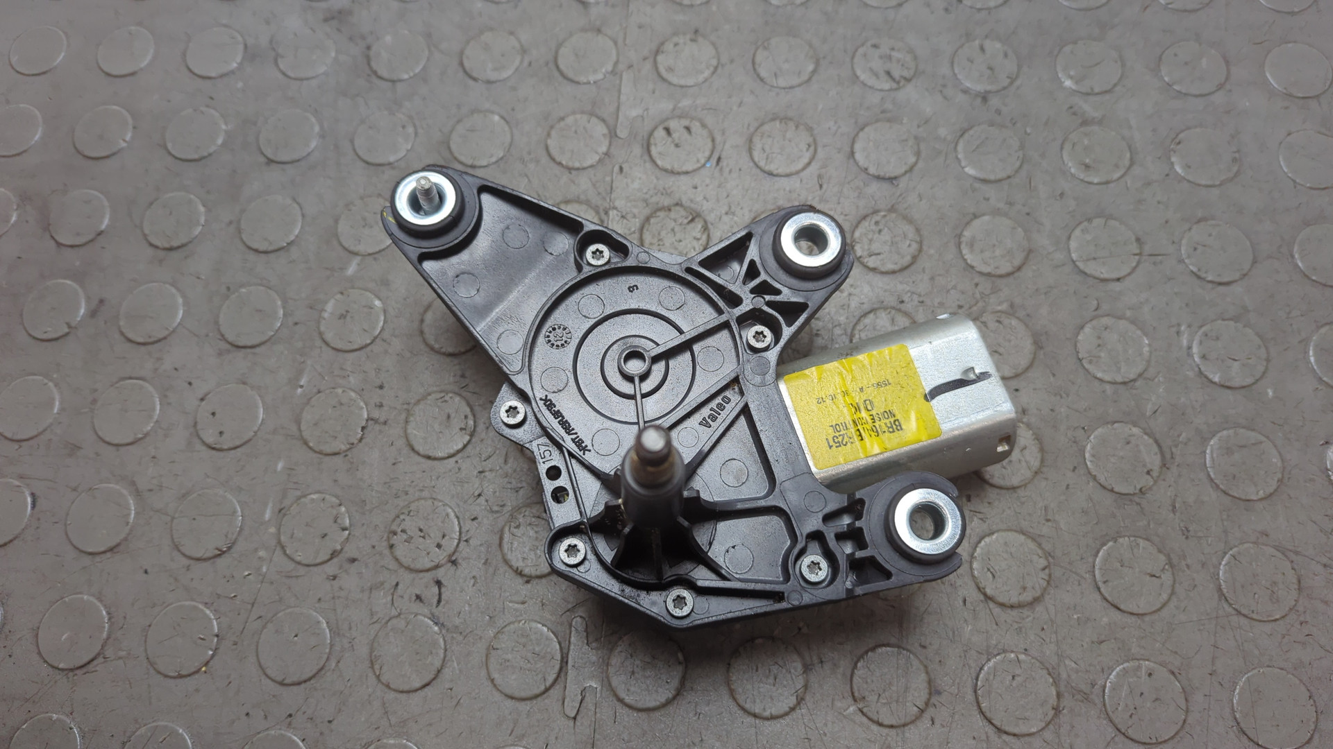 Моторчик стеклоочистителя задний