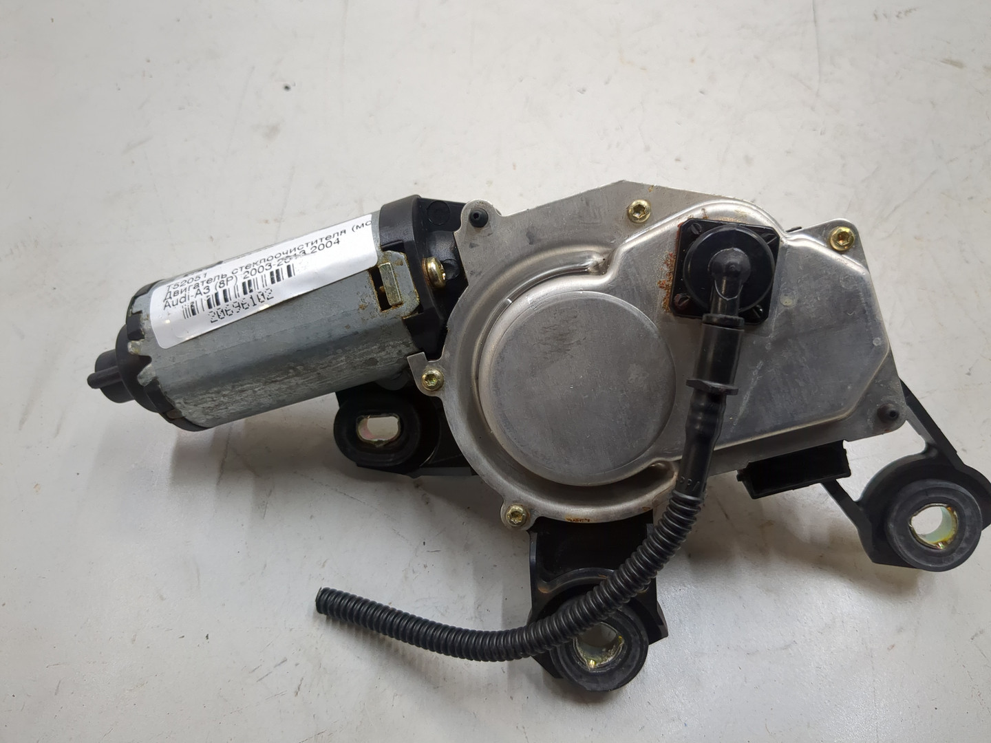 Моторчик стеклоочистителя задний