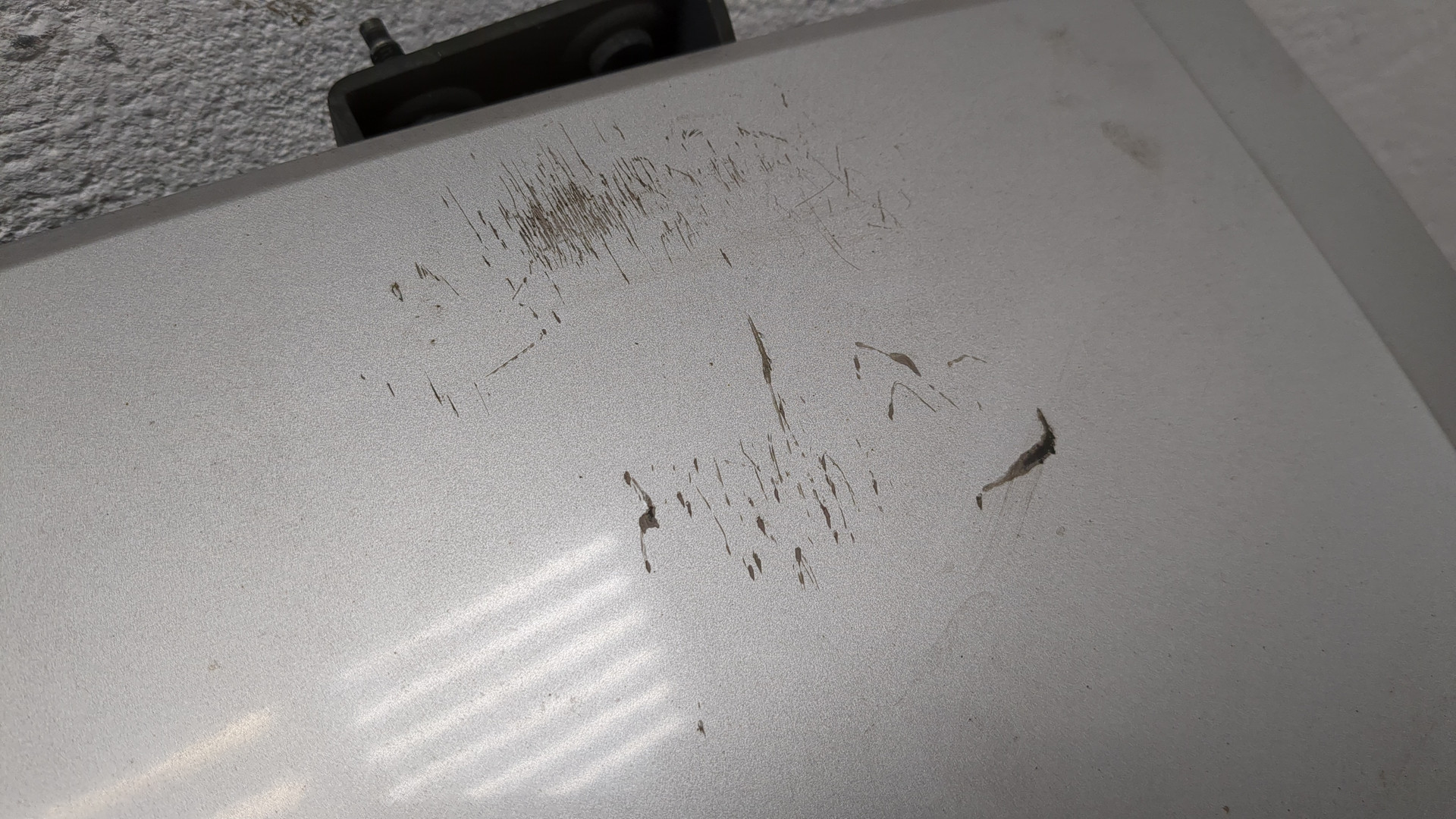 Дверь багажника