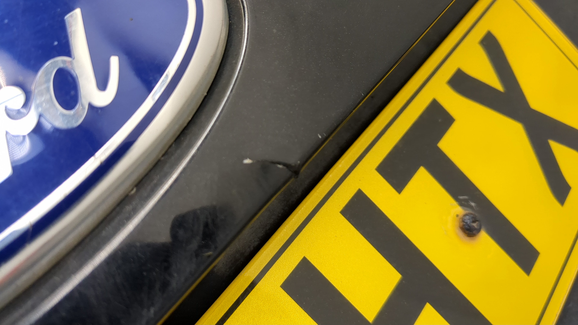 Дверь багажника