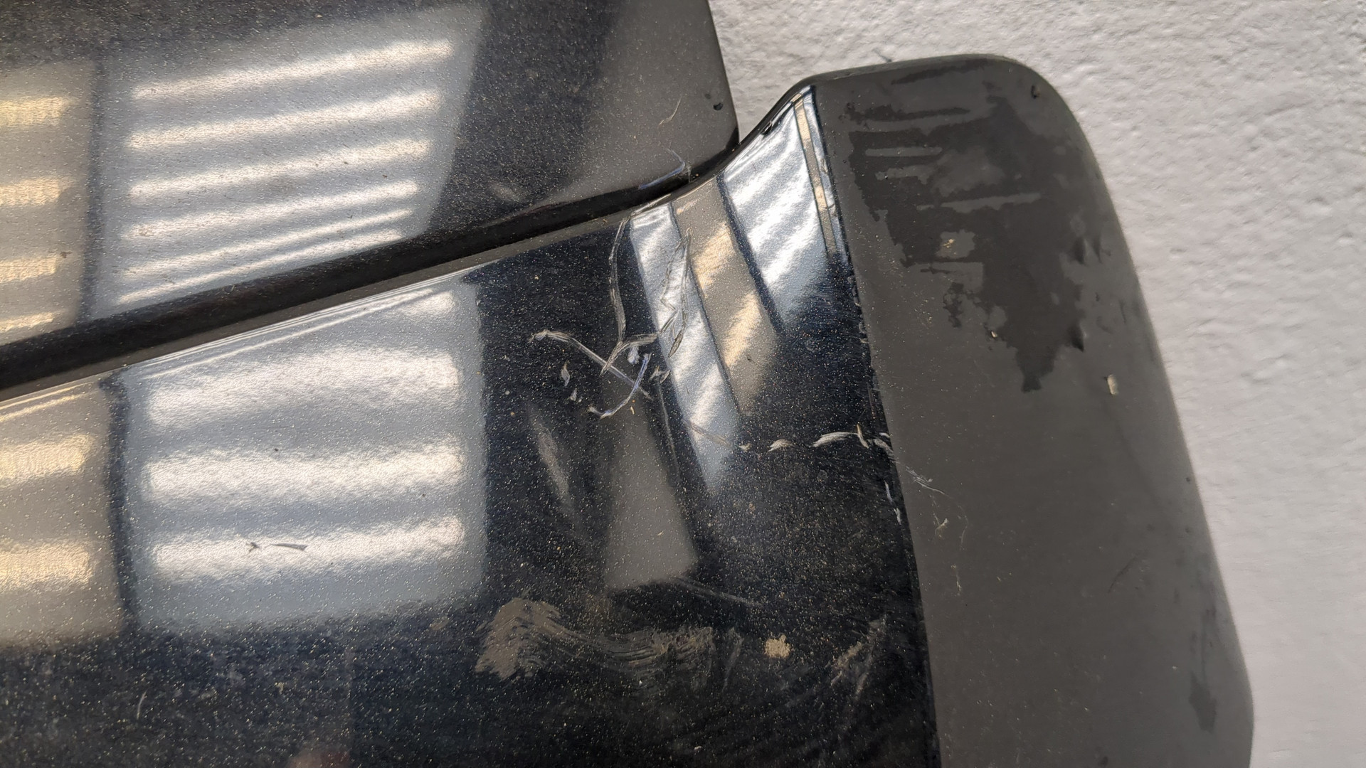 Дверь багажника