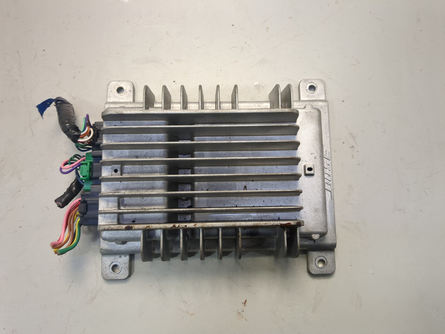 Усилитель акустической системы