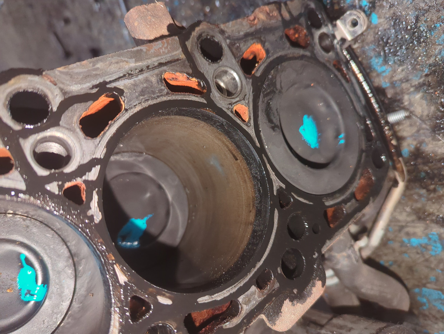 Блок двигателя