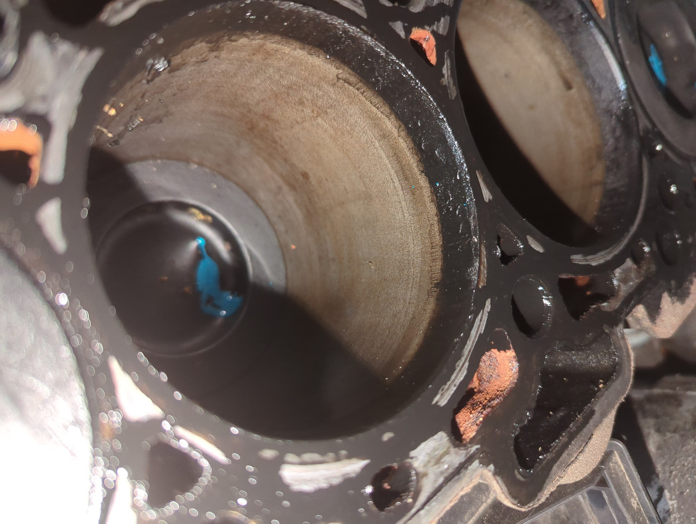 Блок двигателя