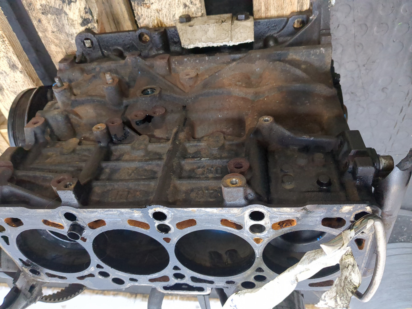 Блок двигателя