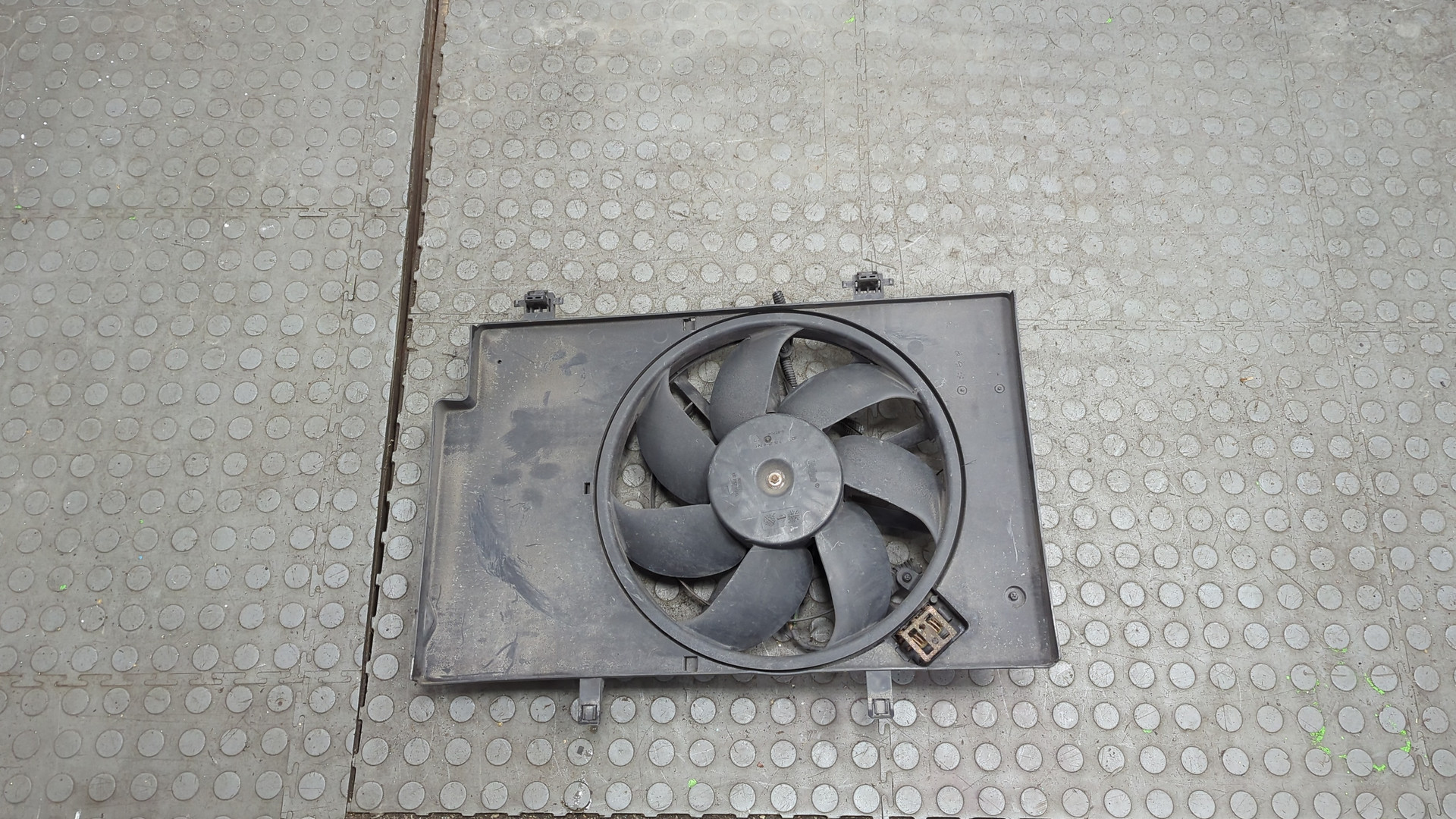 Вентилятор радиатора