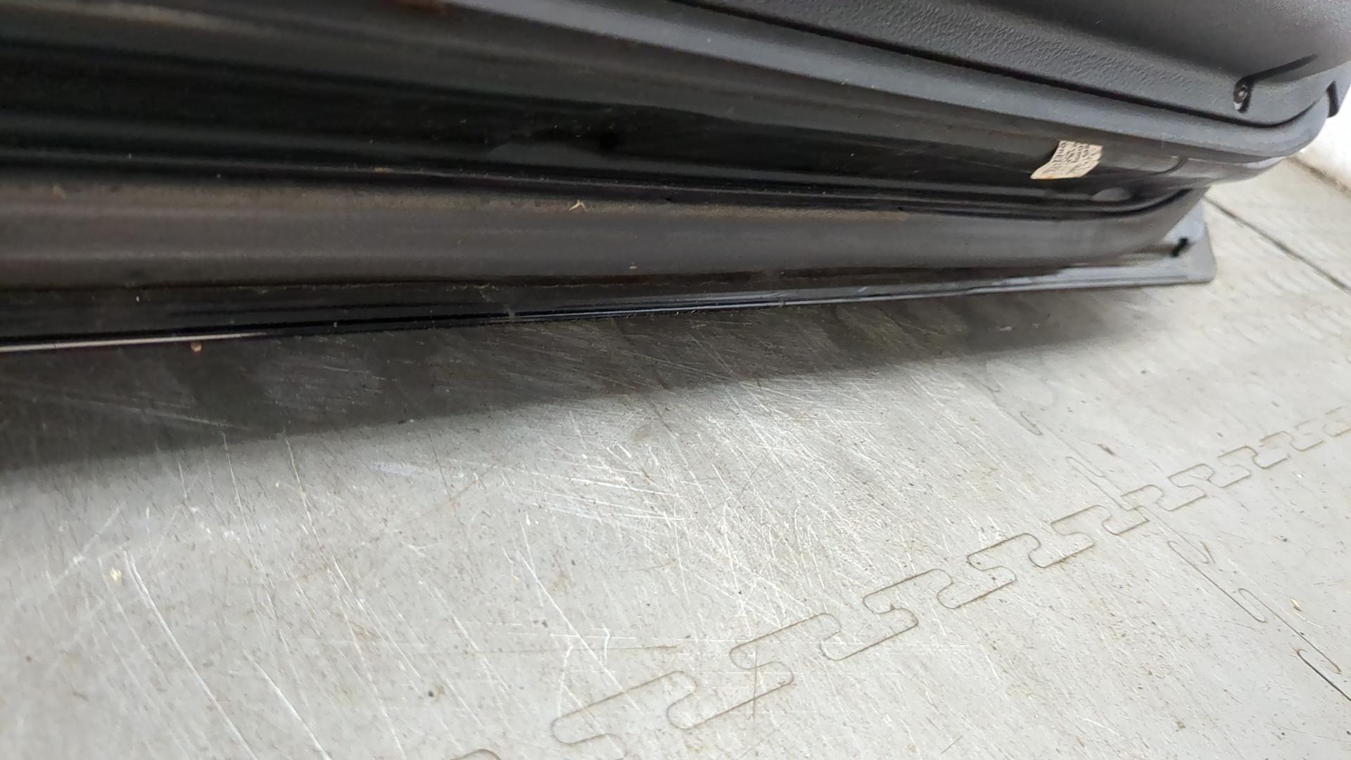 Дверь передняя левая