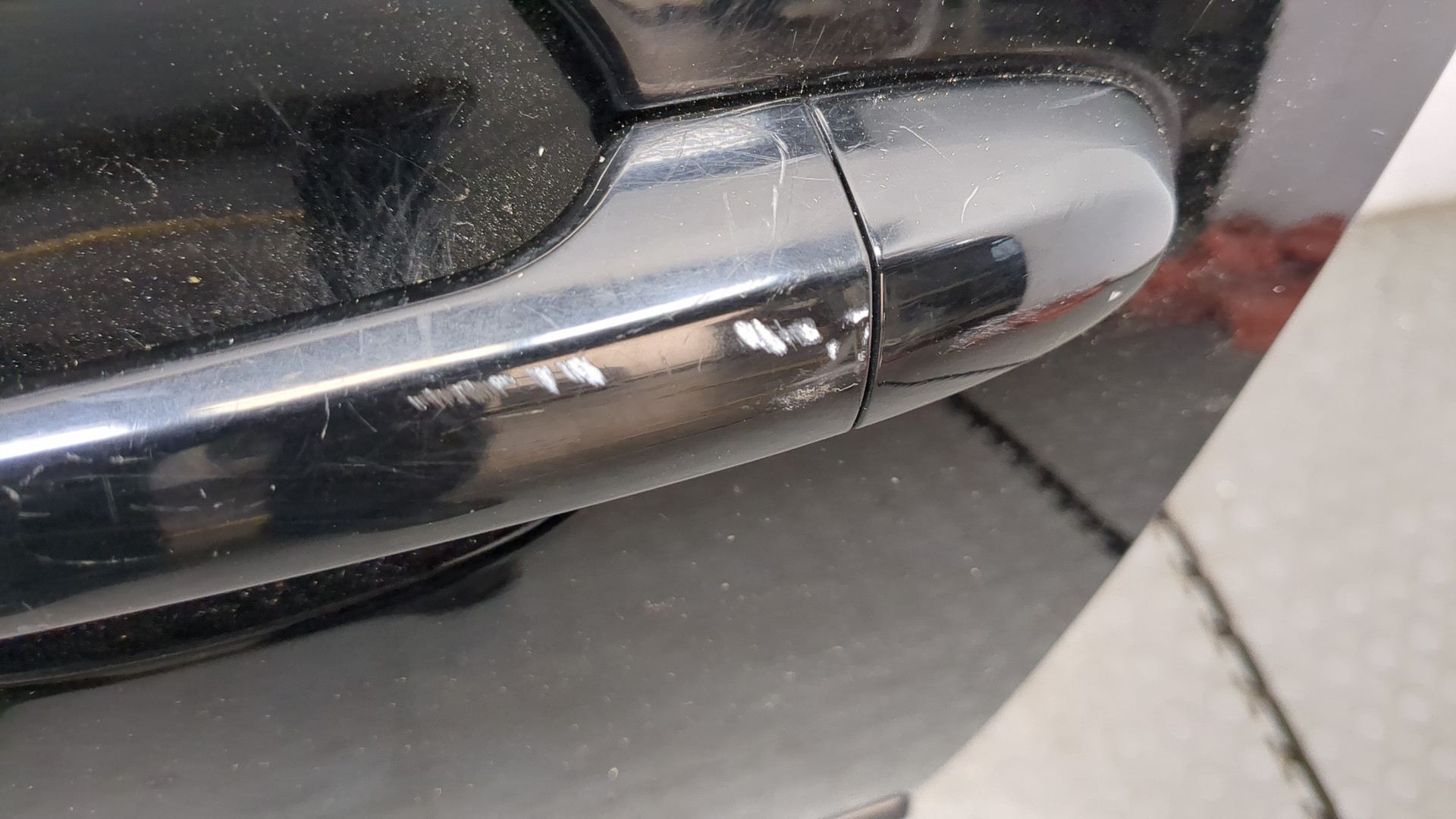 Дверь передняя левая