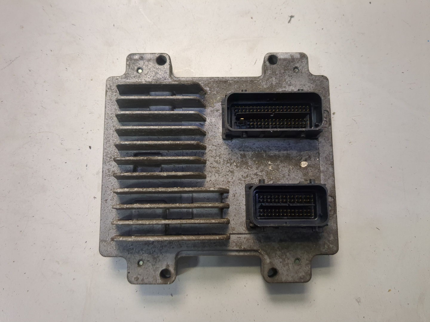 Блок управления двигателем