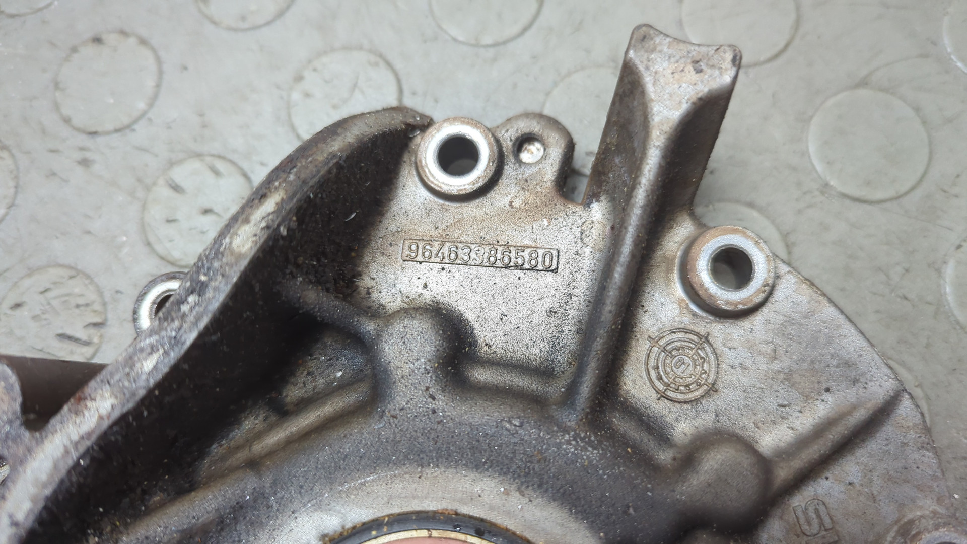 Насос масляный