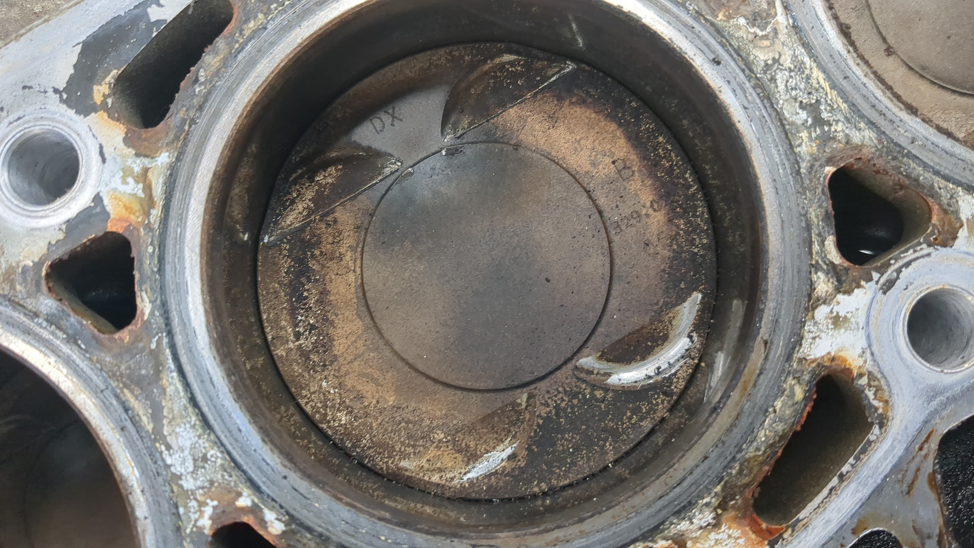 Блок двигателя