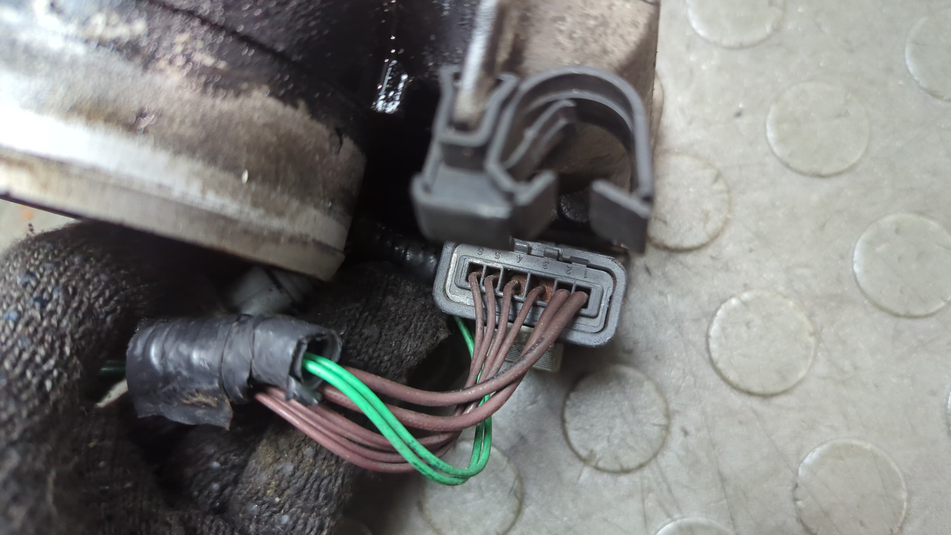 Заслонка дроссельная электрическая