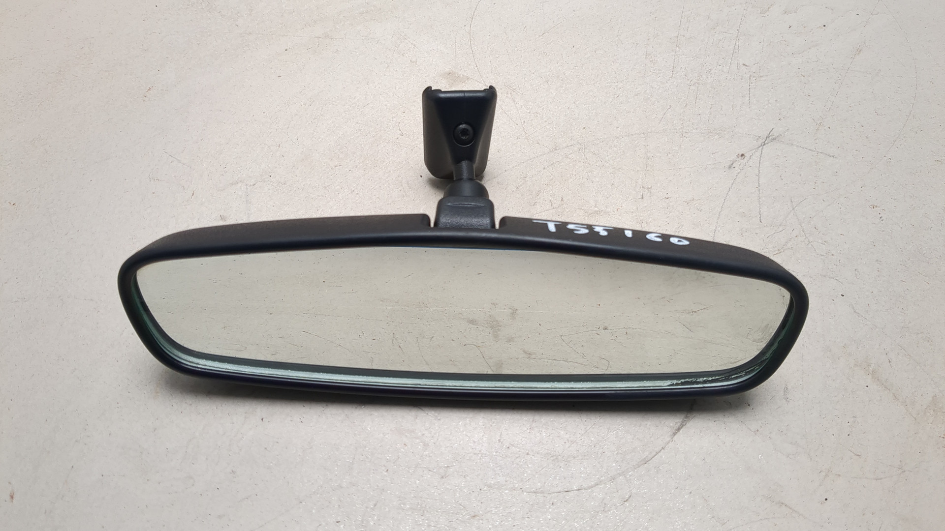 Зеркало заднего вида