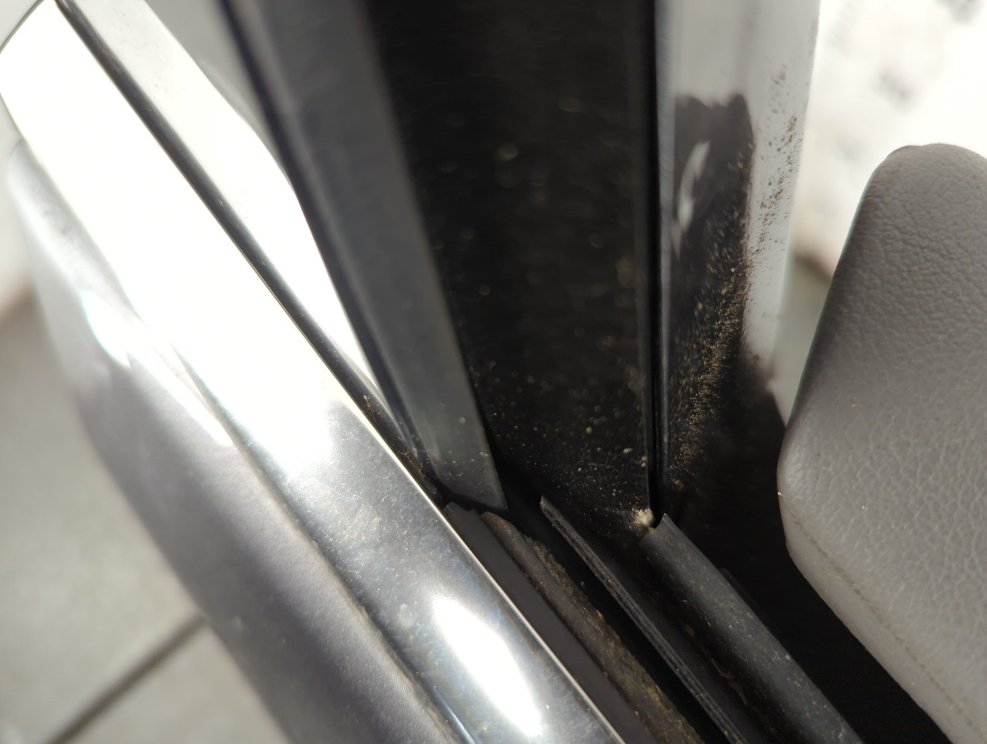 Дверь передняя правая