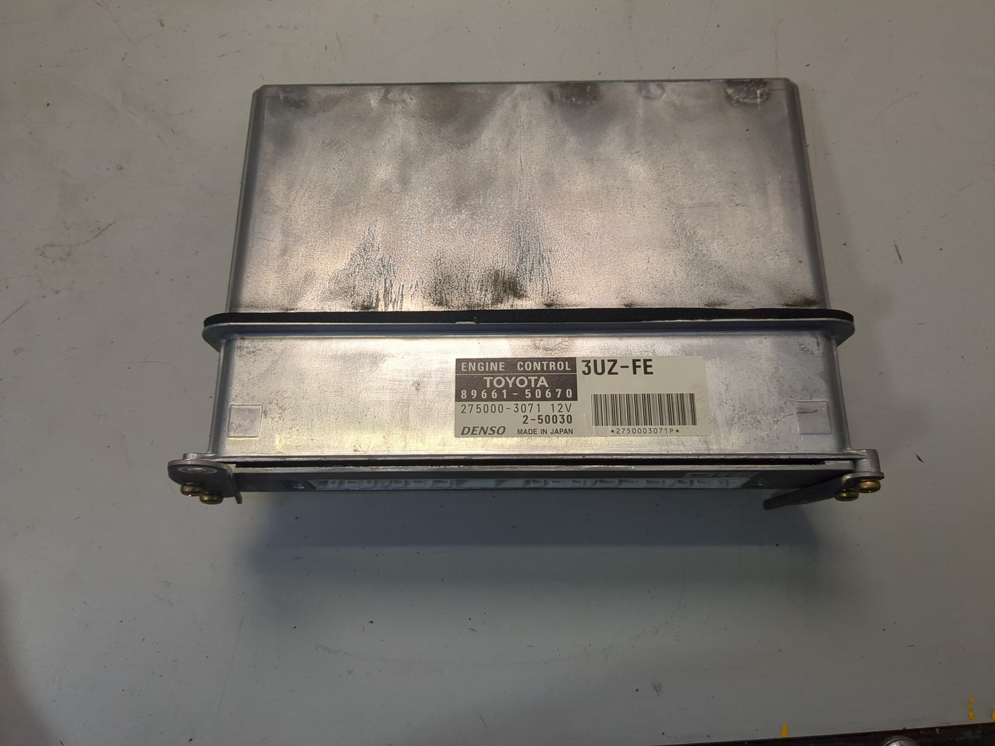 Блок управления двигателем