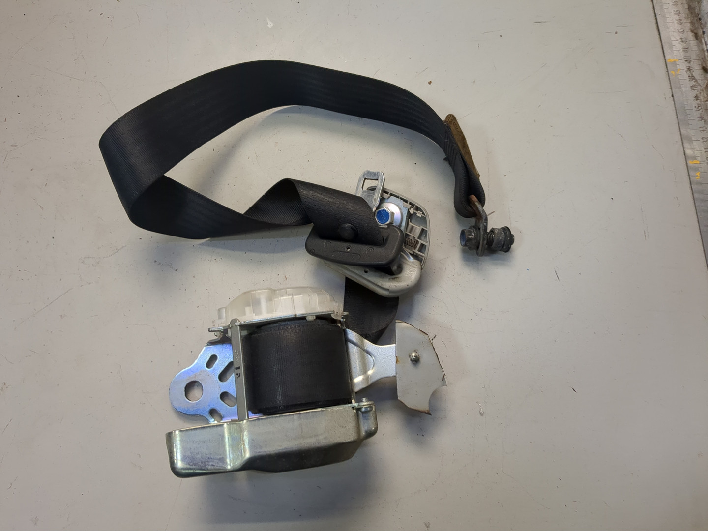 Ремень безопасности