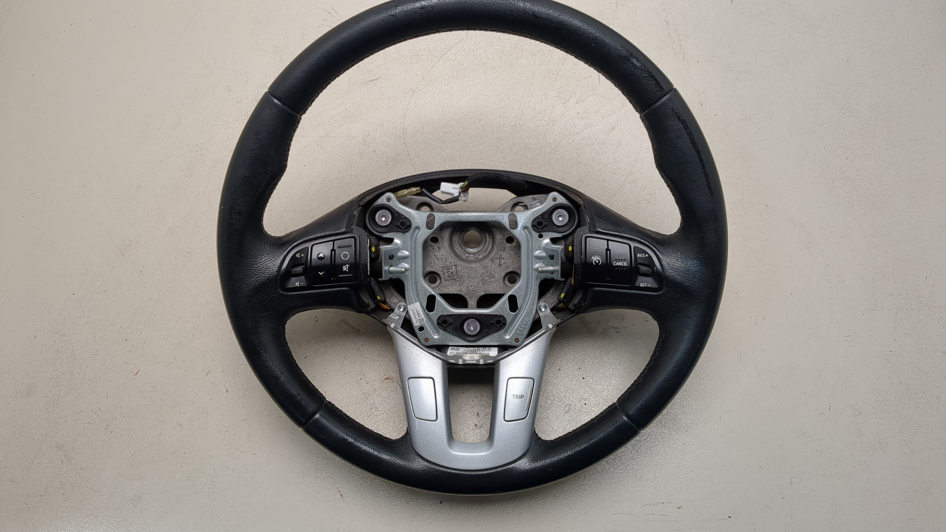 Рулевое колесо (руль)