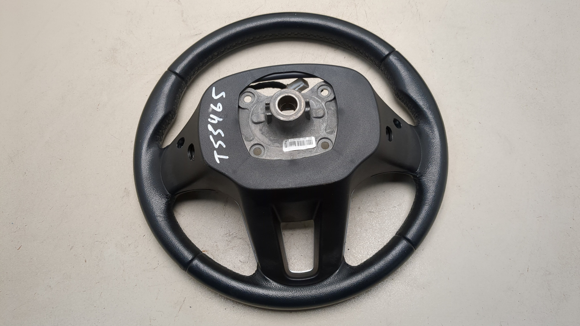 Рулевое колесо (руль)