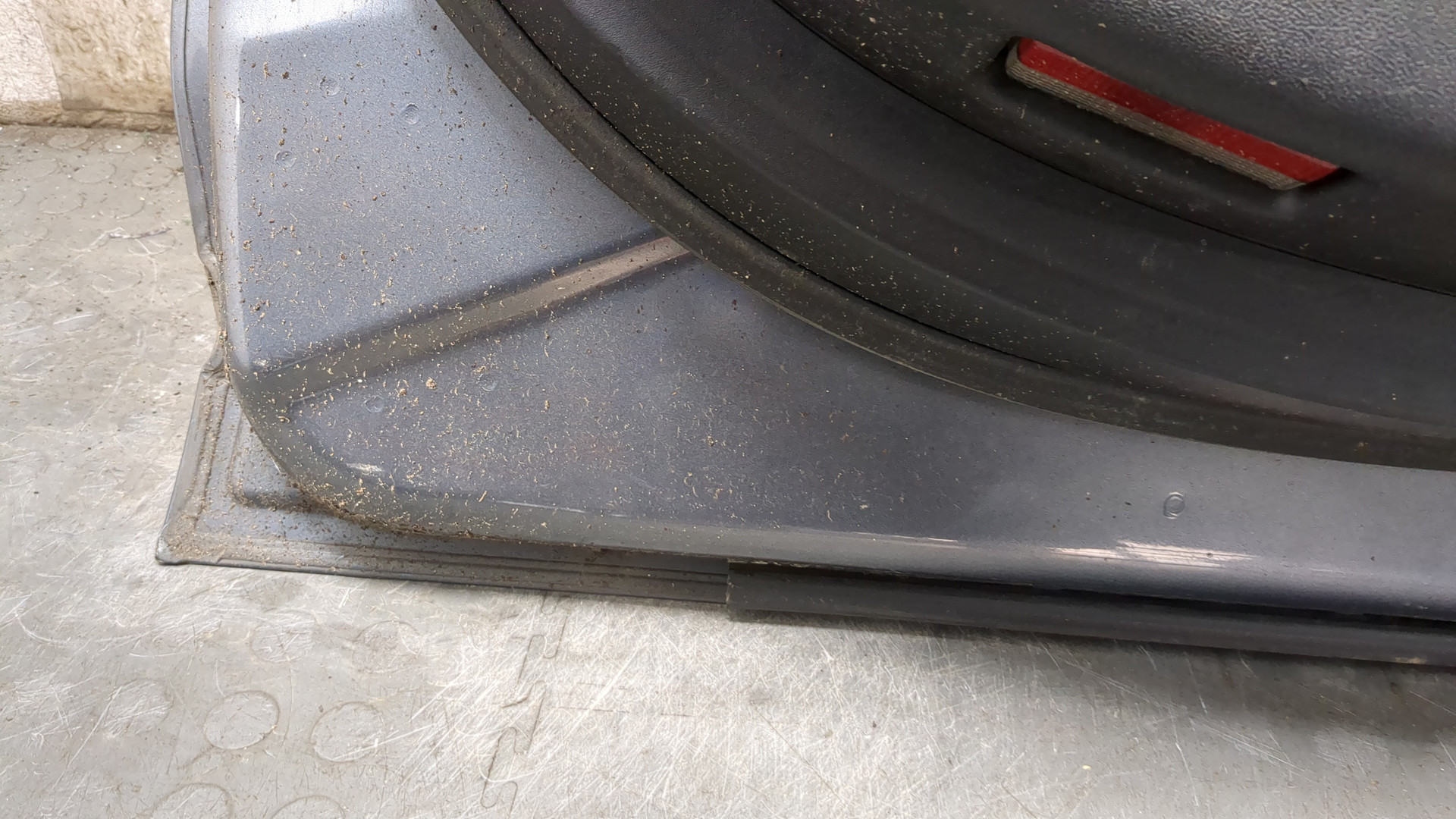 Дверь передняя левая