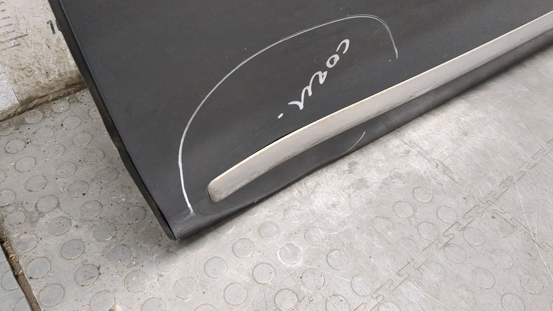 Дверь передняя левая