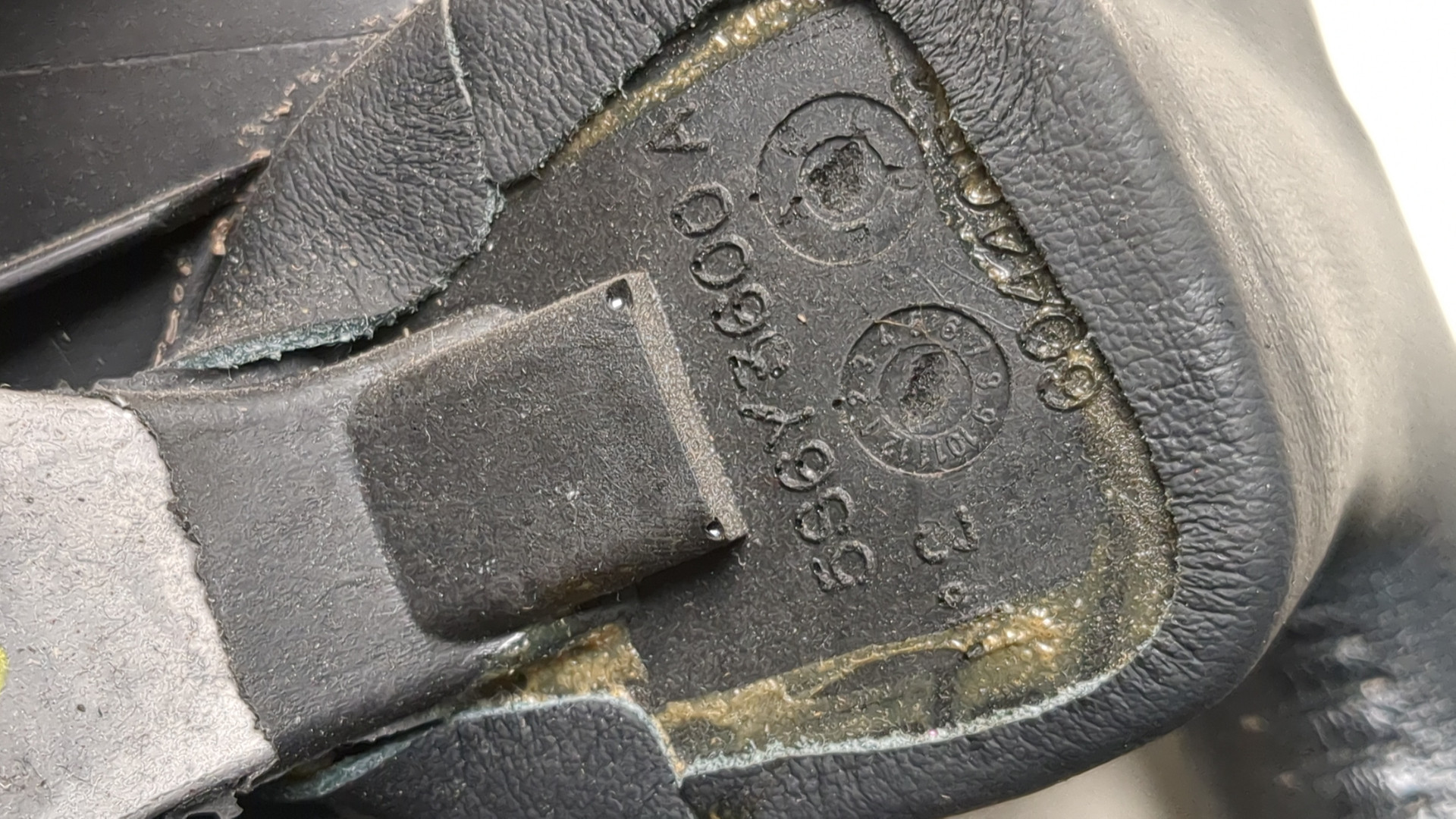 Рулевое колесо (руль)