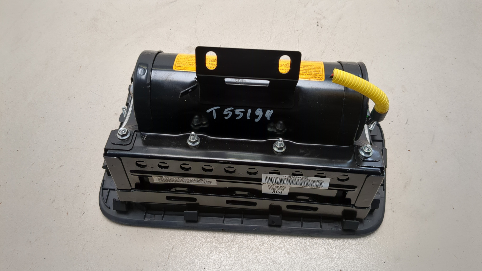 Подушка безопасности пассажирская (в торпедо)