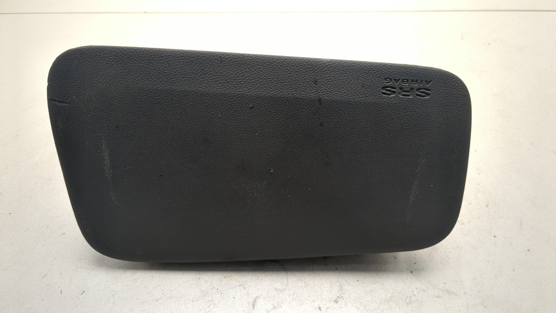 Подушка безопасности пассажирская (в торпедо)