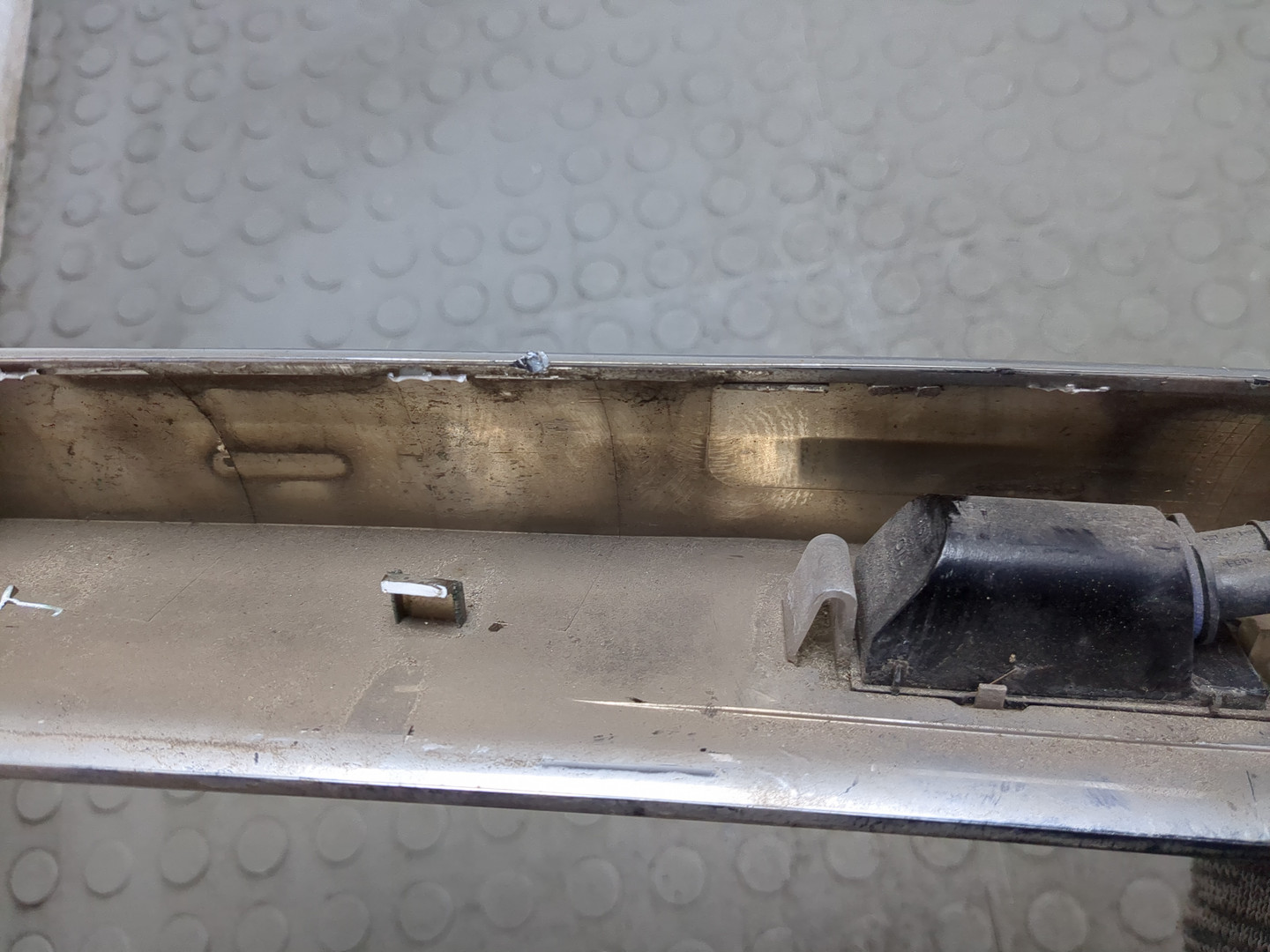 Накладка крышки багажника