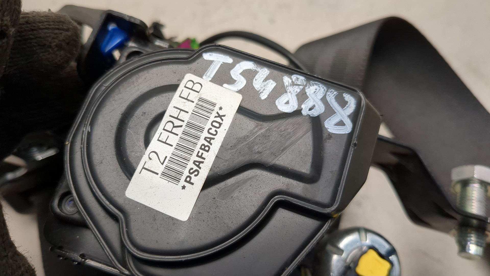 Ремень безопасности