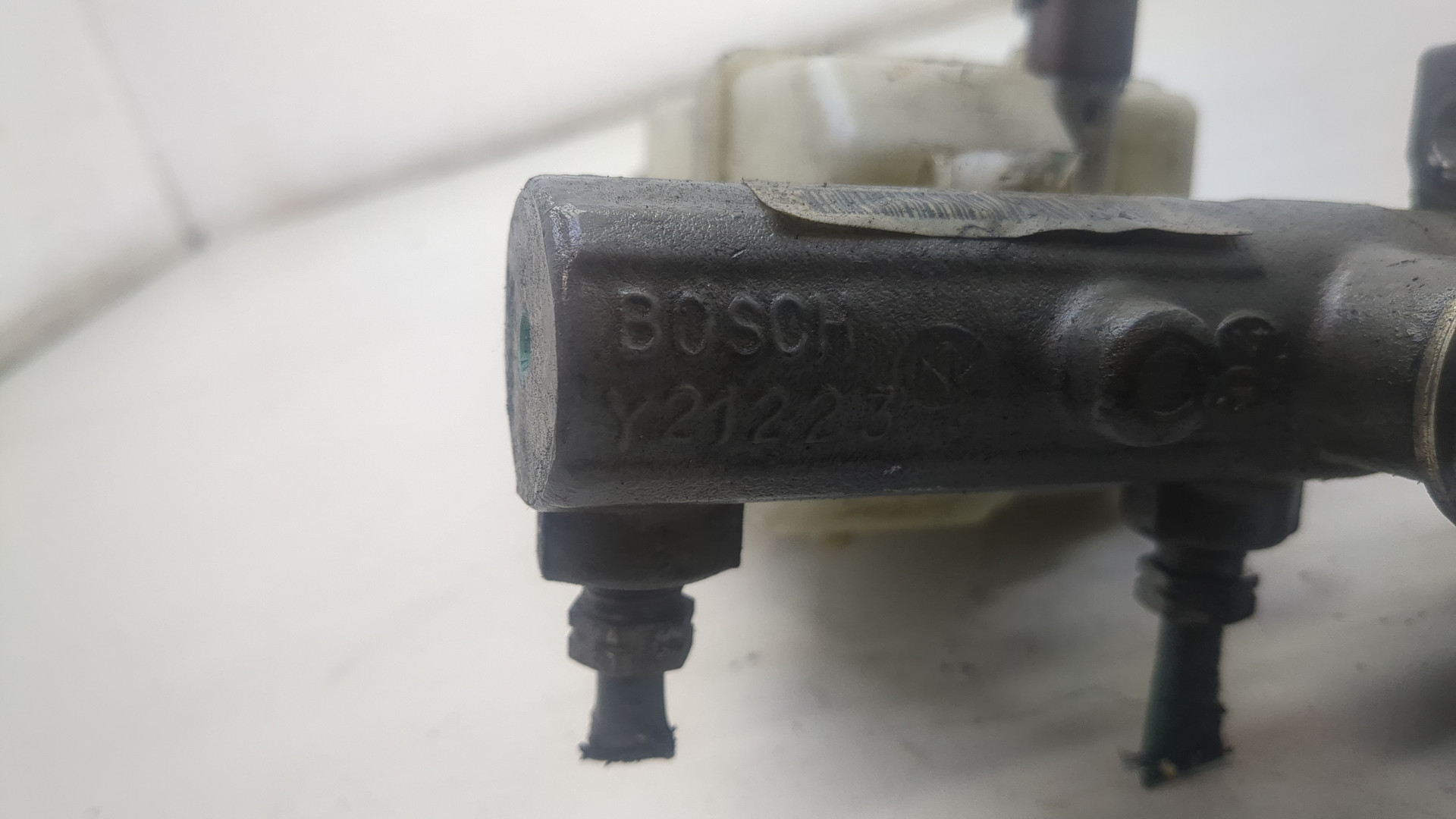 Цилиндр тормозной главный