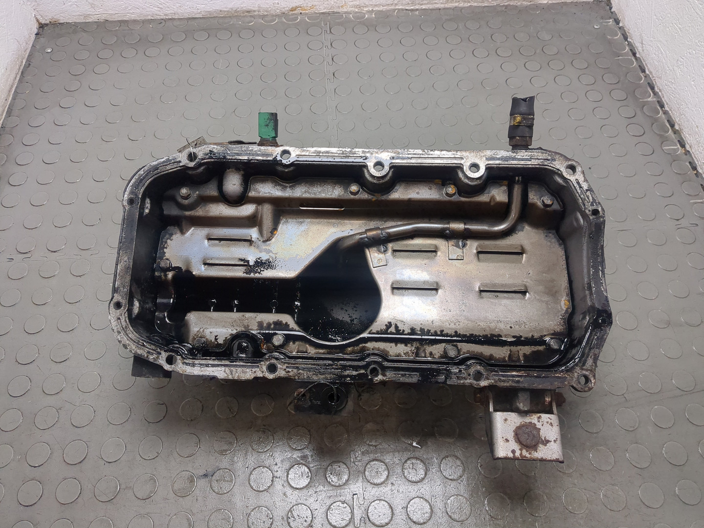 Поддон масляный двигателя (картер)