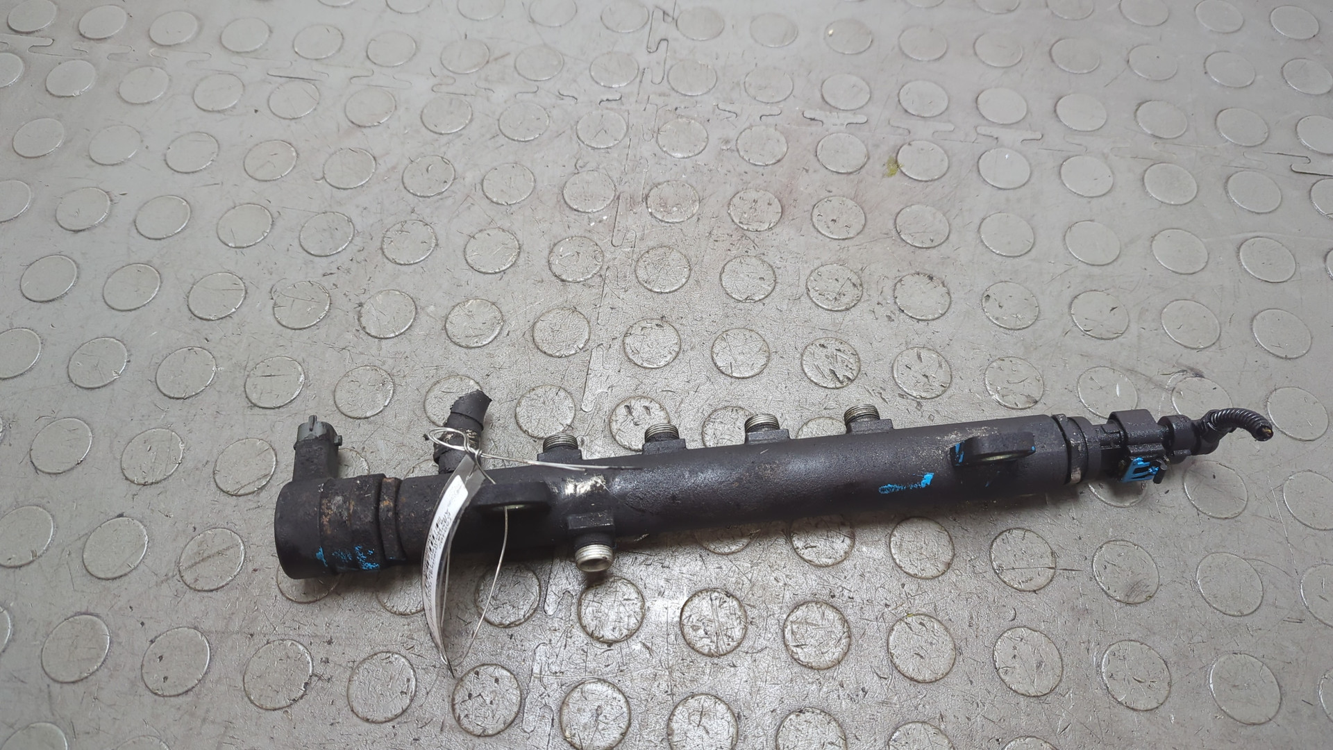 Рейка топливная (рампа)