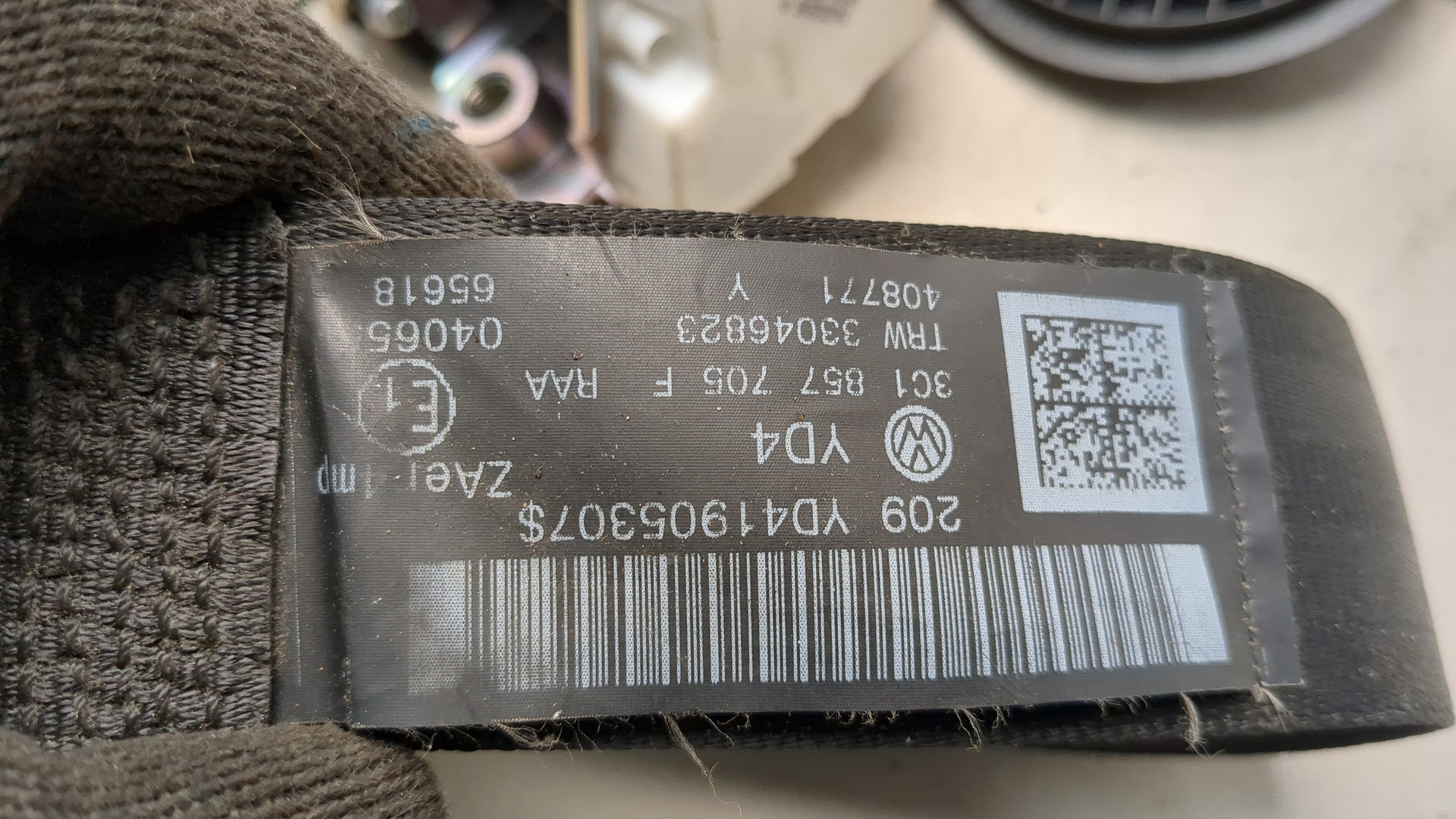 Ремень безопасности