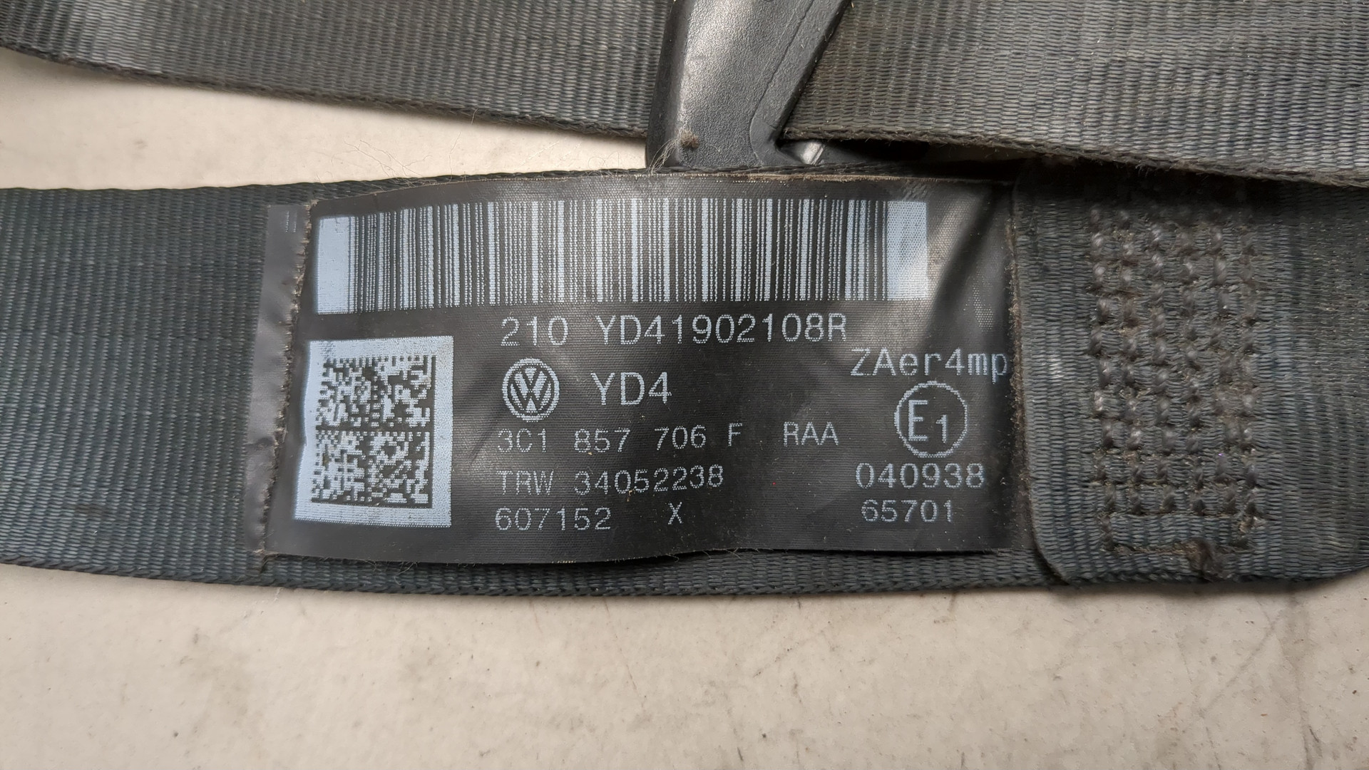 Ремень безопасности