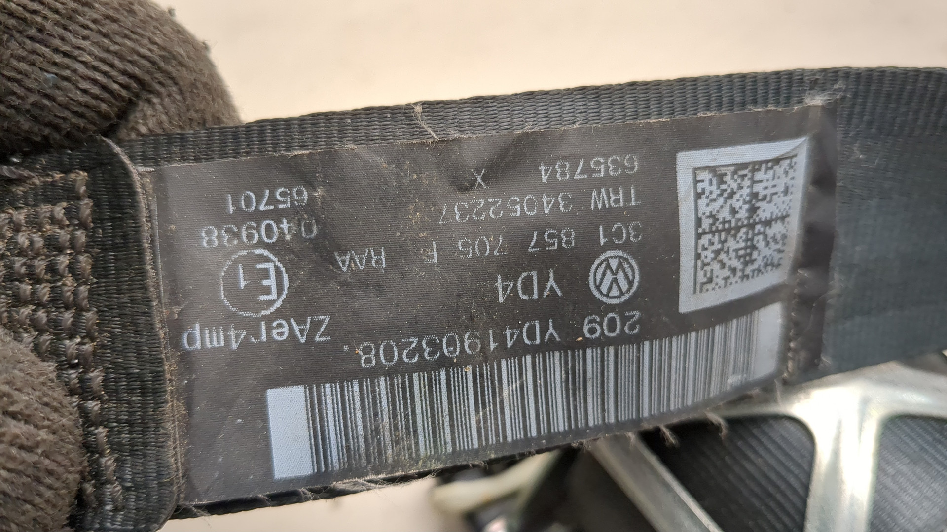 Ремень безопасности