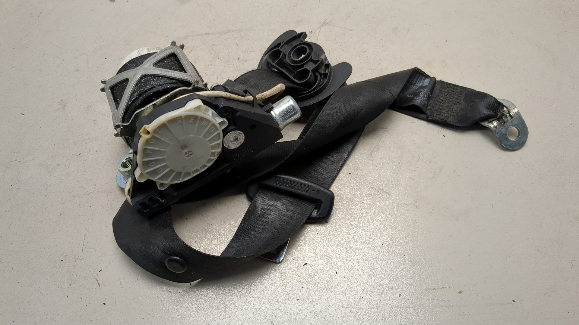 Ремень безопасности