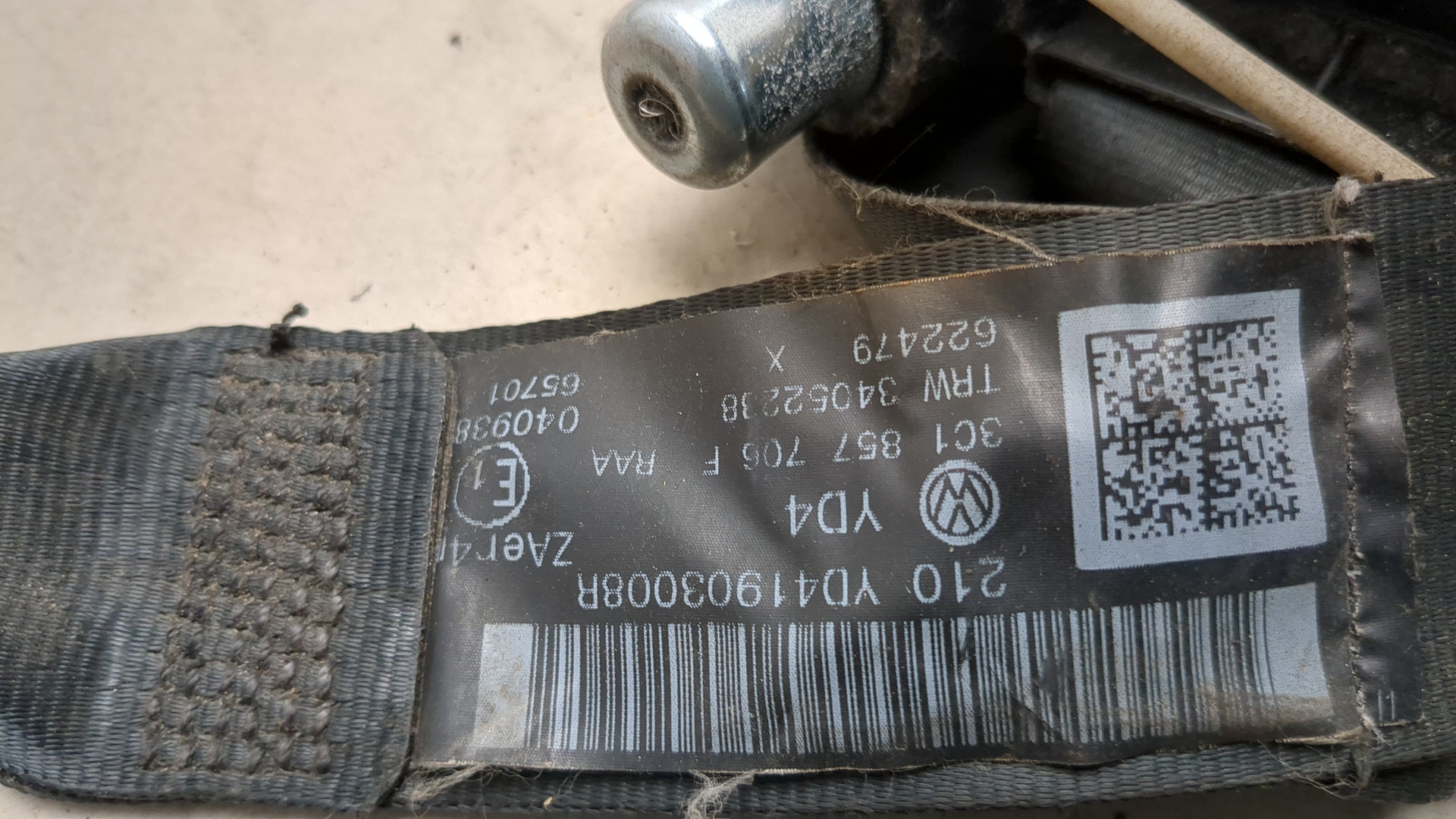 Ремень безопасности