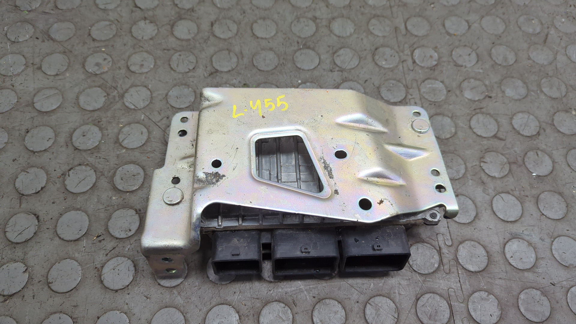 Блок управления двигателем