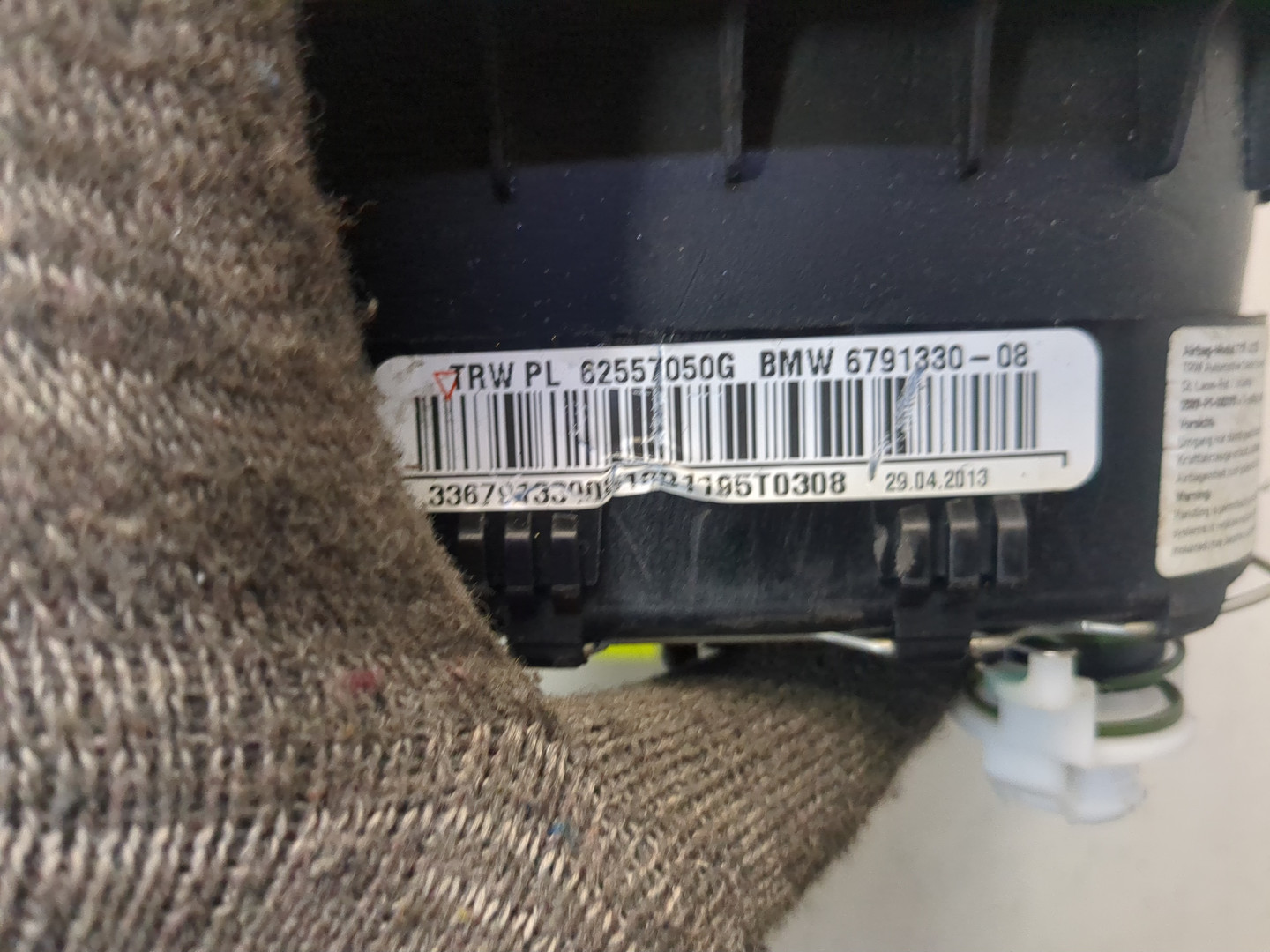 Подушка безопасности в рулевое колесо