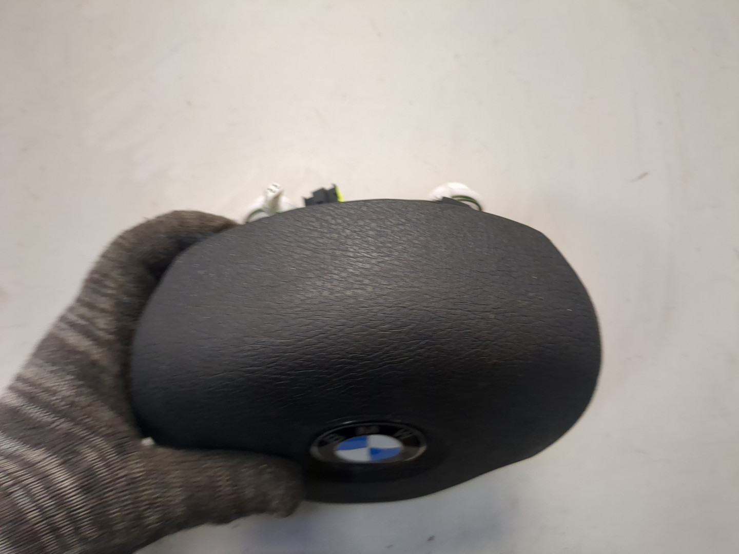 Подушка безопасности в рулевое колесо