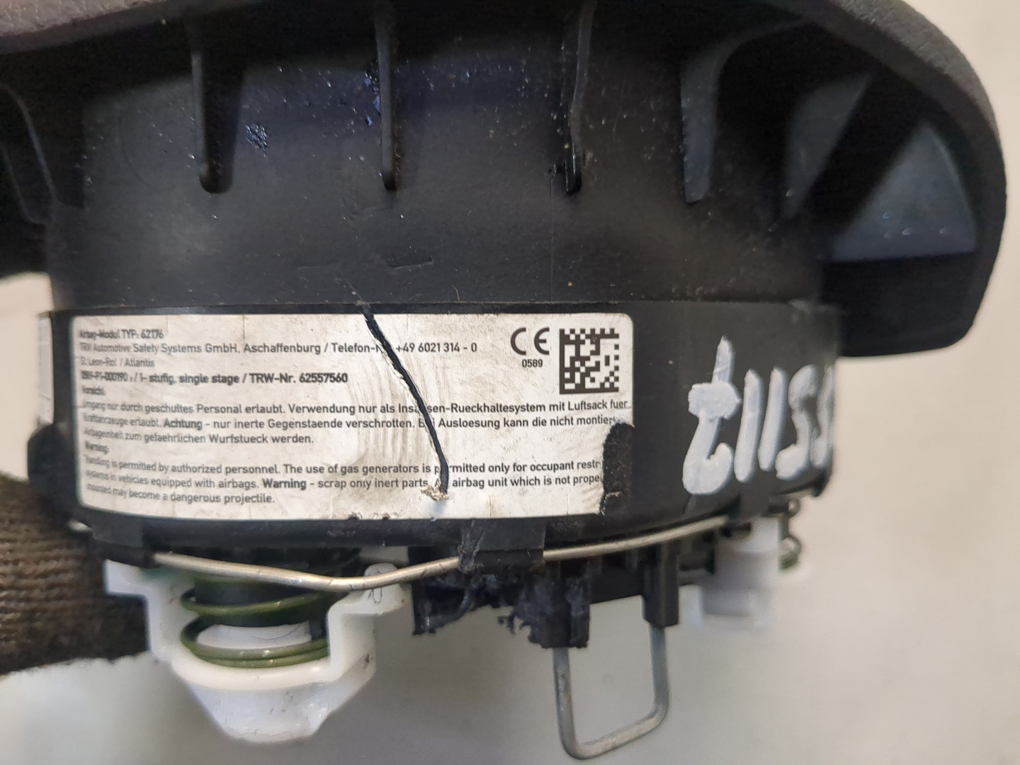 Подушка безопасности в рулевое колесо